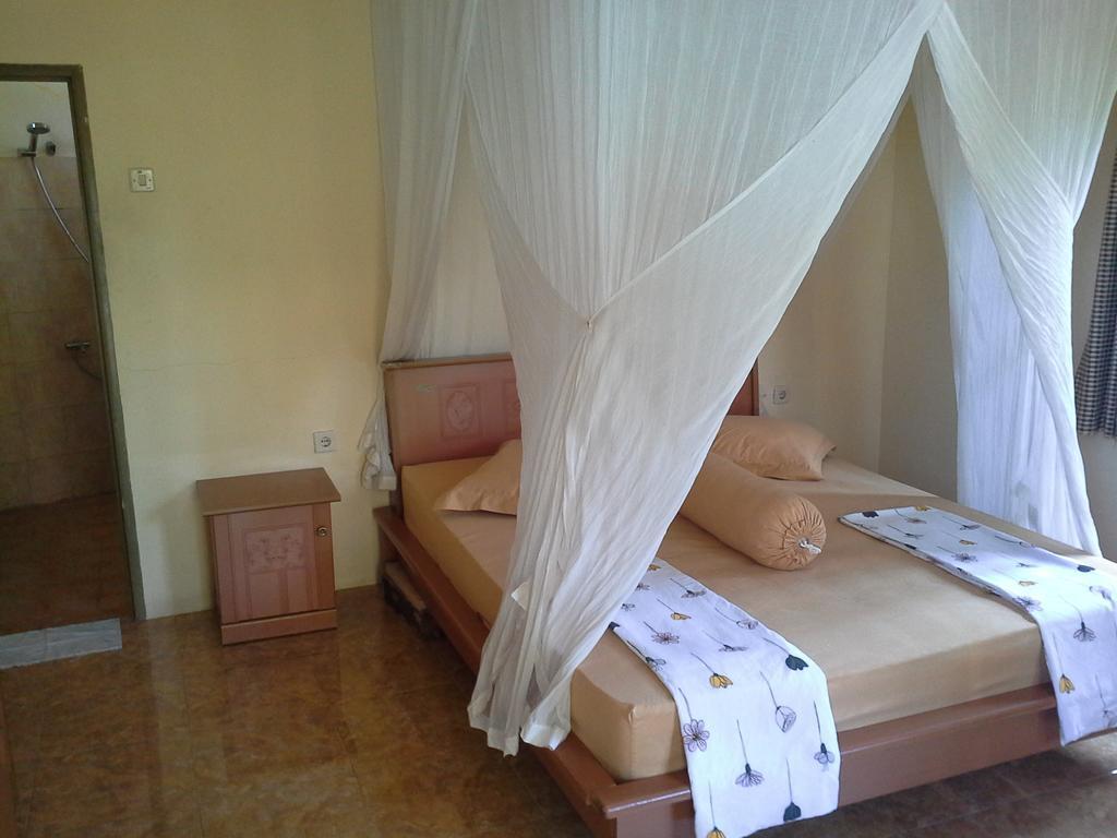 Arnel Bungalows Senggigi Exterior foto