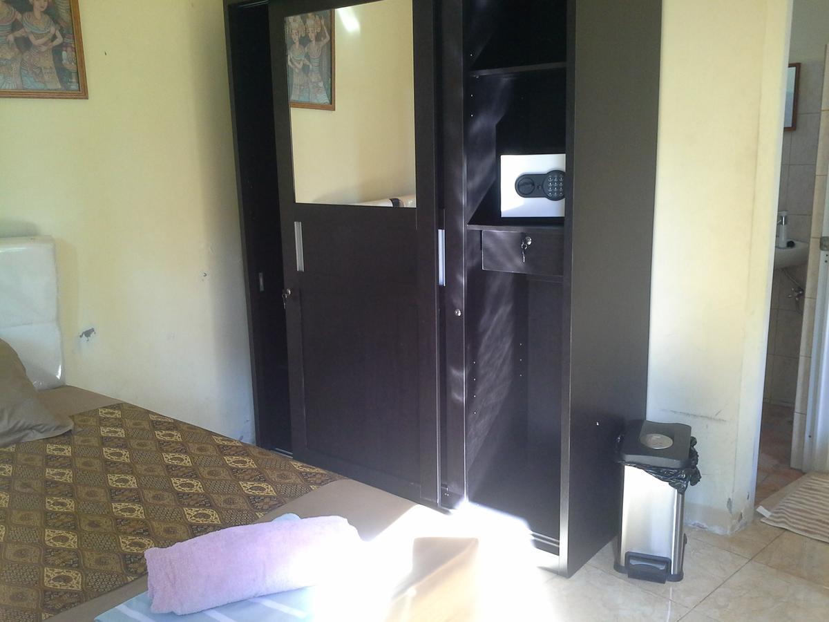 Arnel Bungalows Senggigi Exterior foto